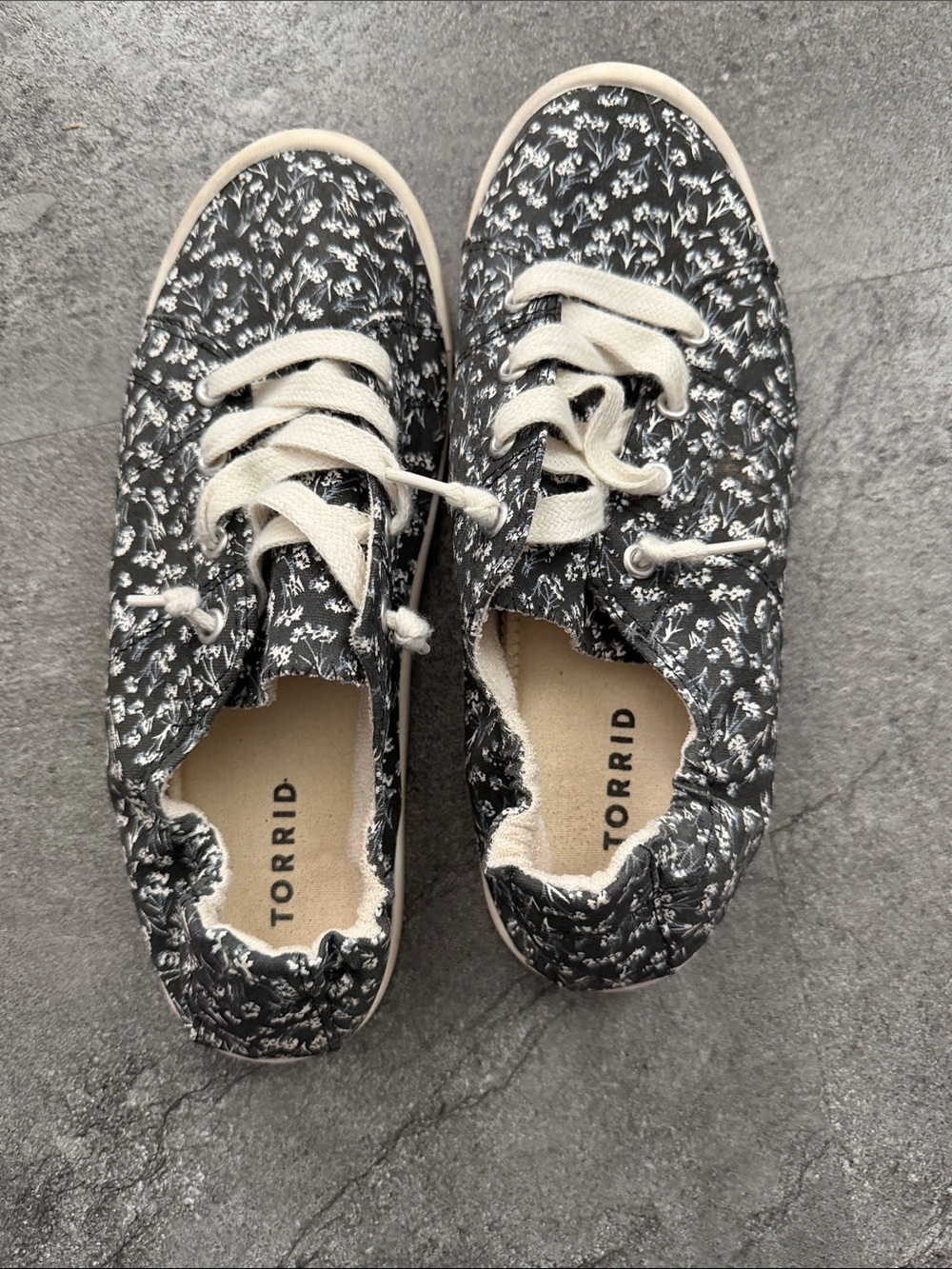 torrid Black Floral Canvas Lace-Up Sneakers. In good used condition.